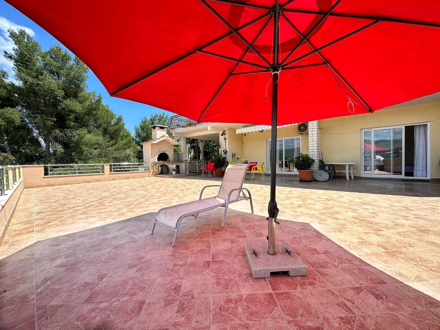 Apartments Vini Trogir Eksteriør billede