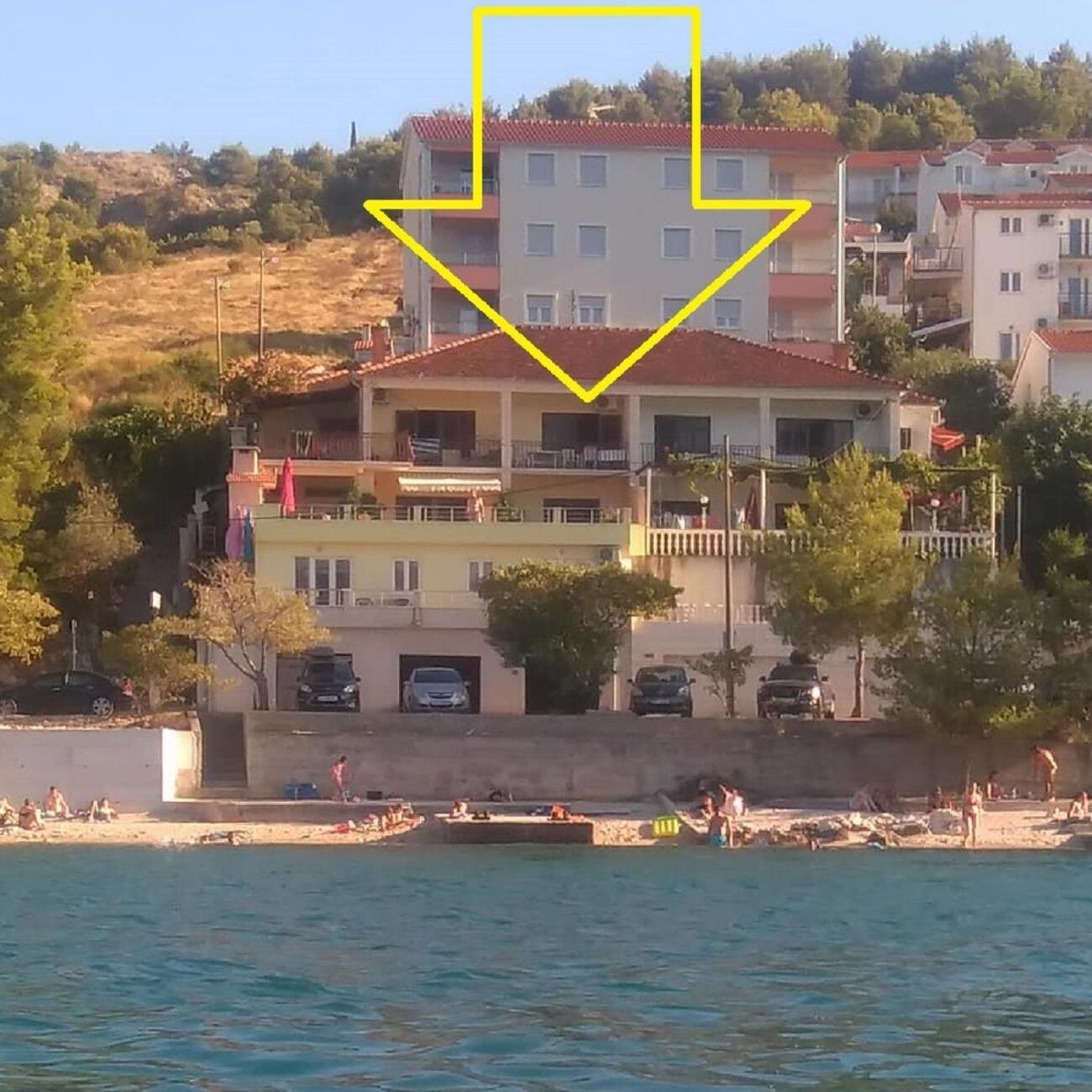 Apartments Vini Trogir Eksteriør billede