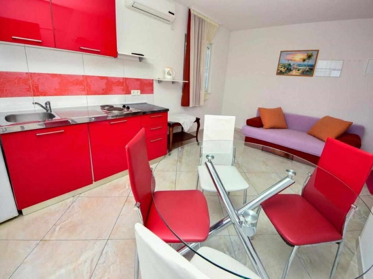 Apartments Vini Trogir Eksteriør billede