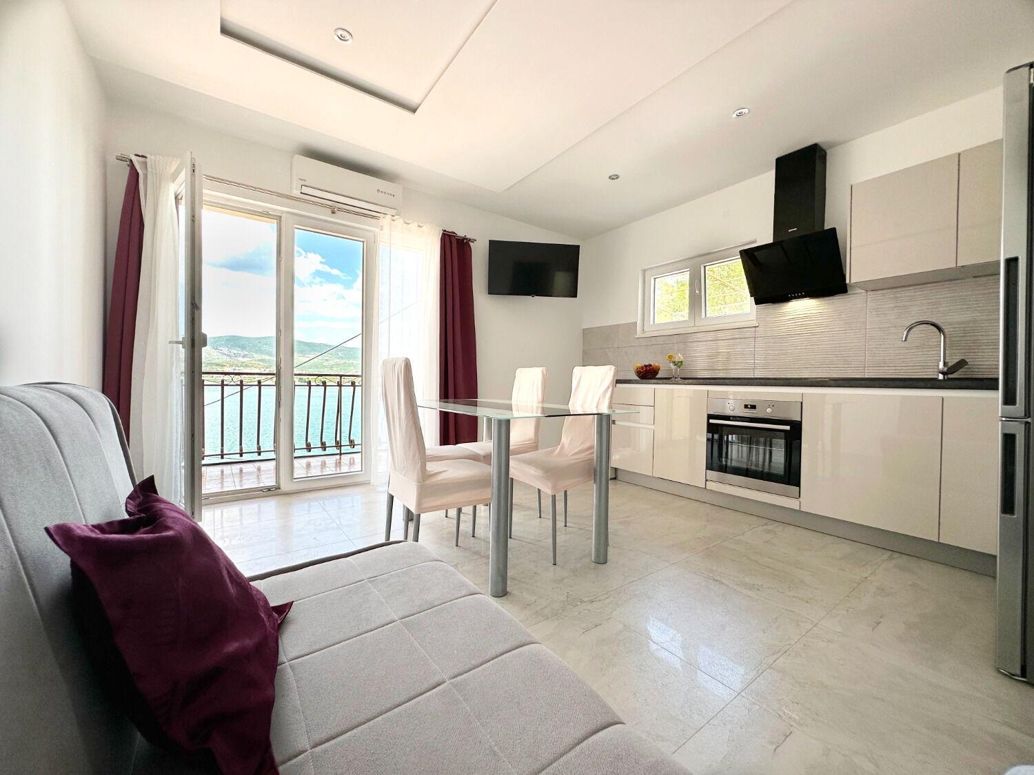 Apartments Vini Trogir Eksteriør billede