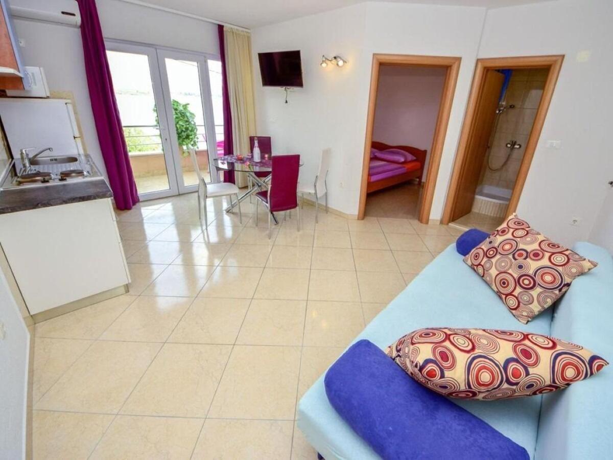 Apartments Vini Trogir Eksteriør billede