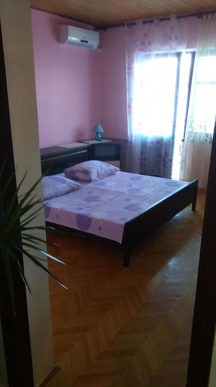 Apartments Vini Trogir Eksteriør billede