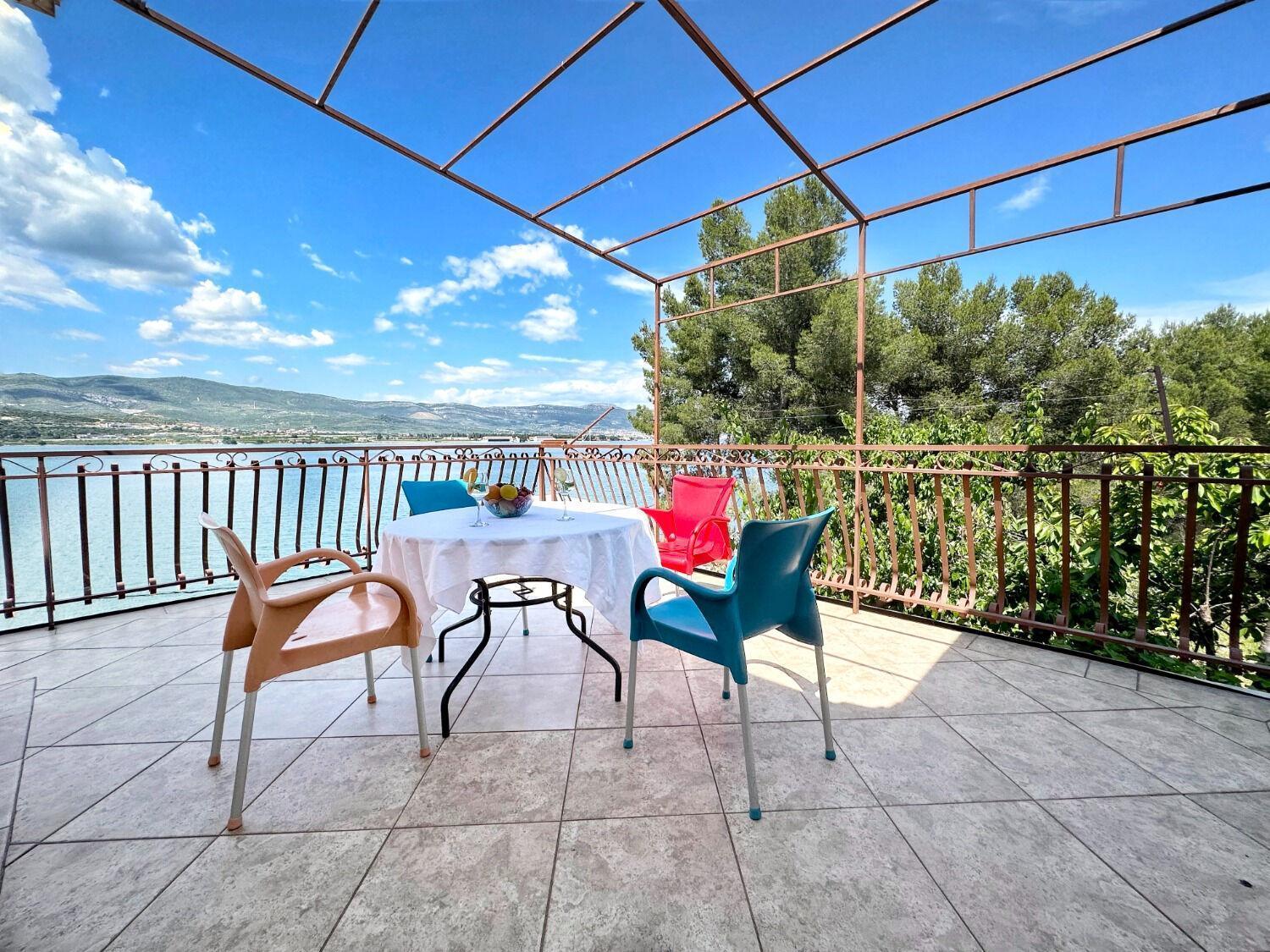 Apartments Vini Trogir Eksteriør billede
