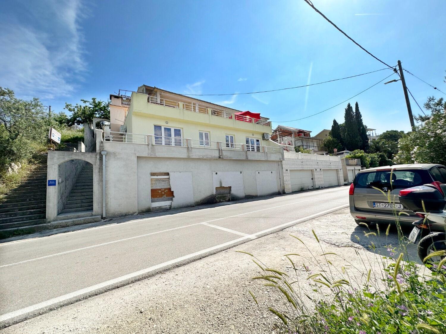 Apartments Vini Trogir Eksteriør billede